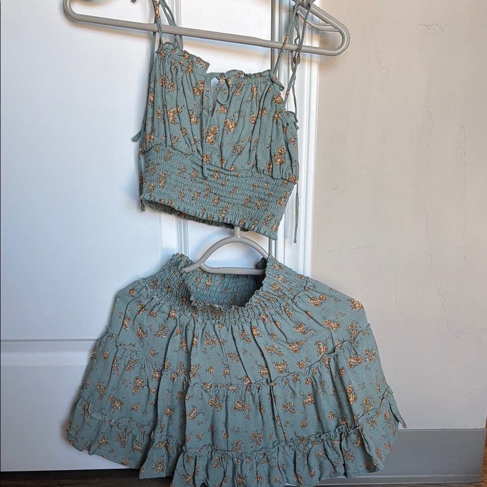 Garage Blue Floral Crop Top
